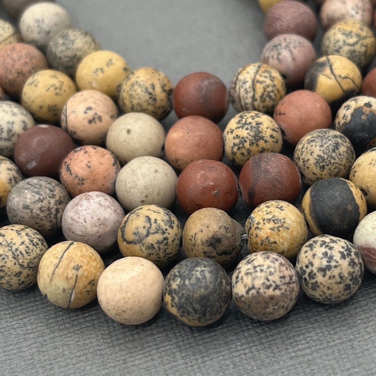 Natural 8mm Smooth Matte Round Dendritic Jasper Gemstone Strand of Beads, Chohua Jasper