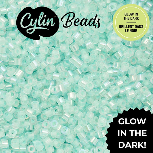CY11-1132 11/0 Cylin Beads Glow in Dark AB Turquoise
