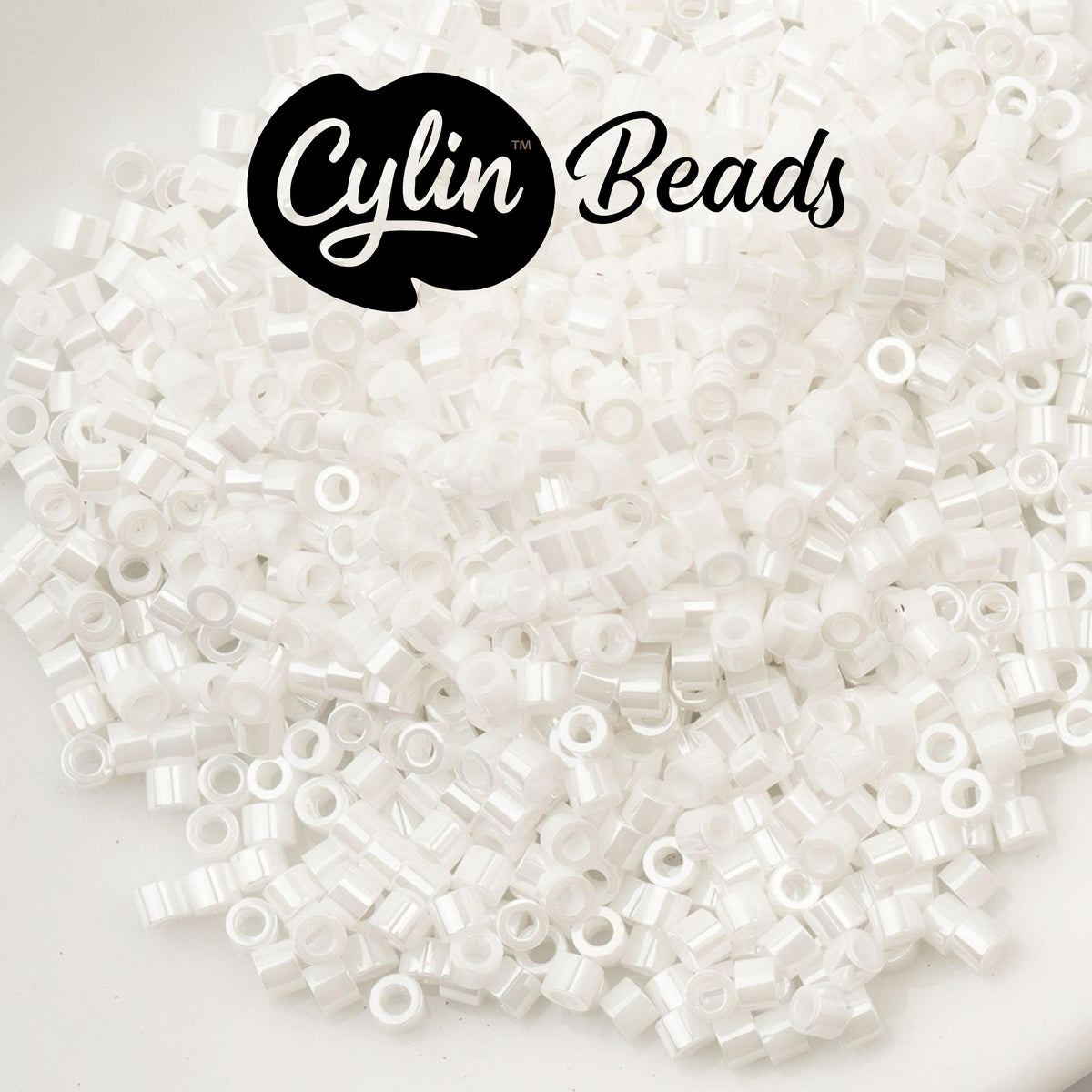 CY11-1024 11/0 Cylin Beads White Pearl Luster