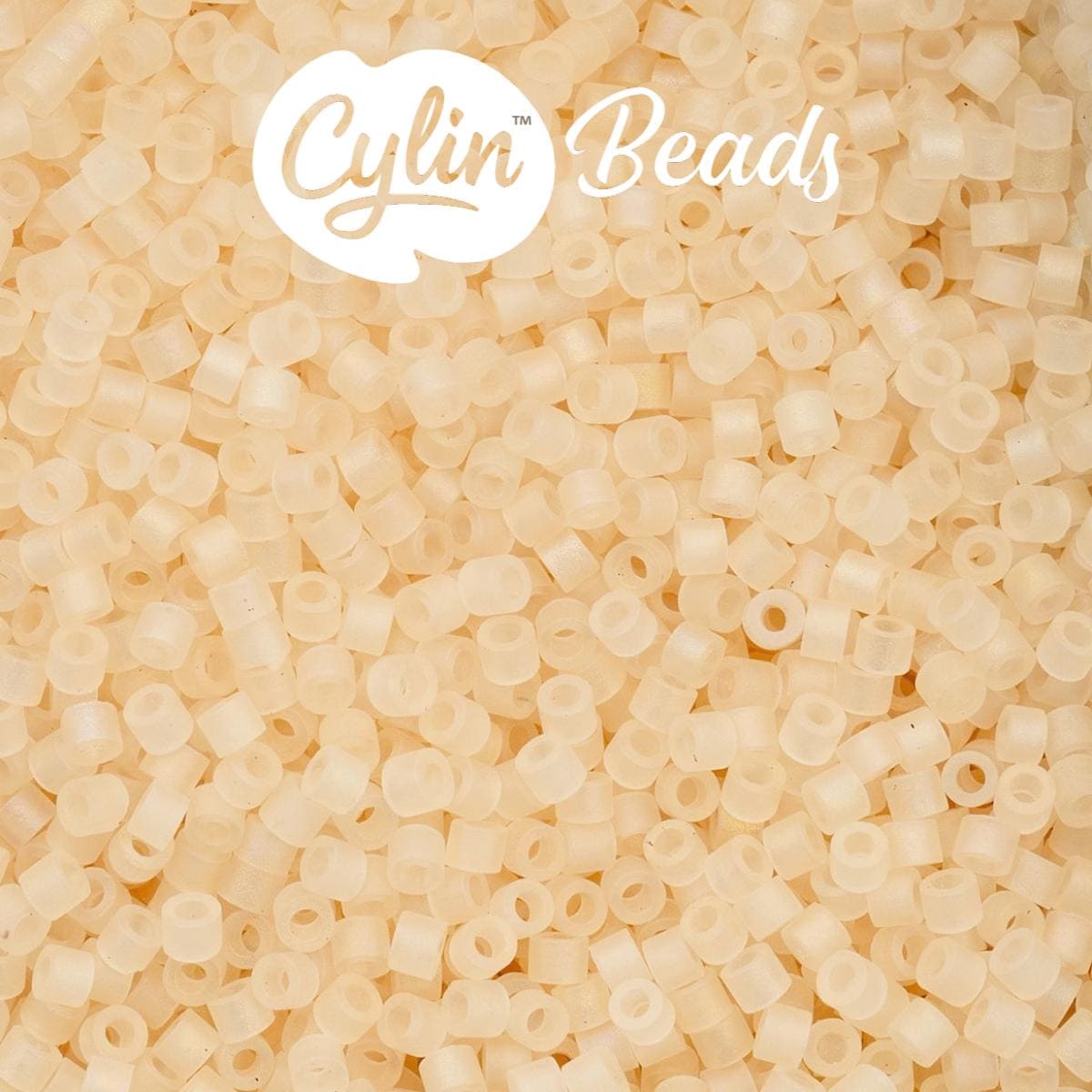 CY11-1176 11/0 Cylin Beads Matte Ivory Macaron AB