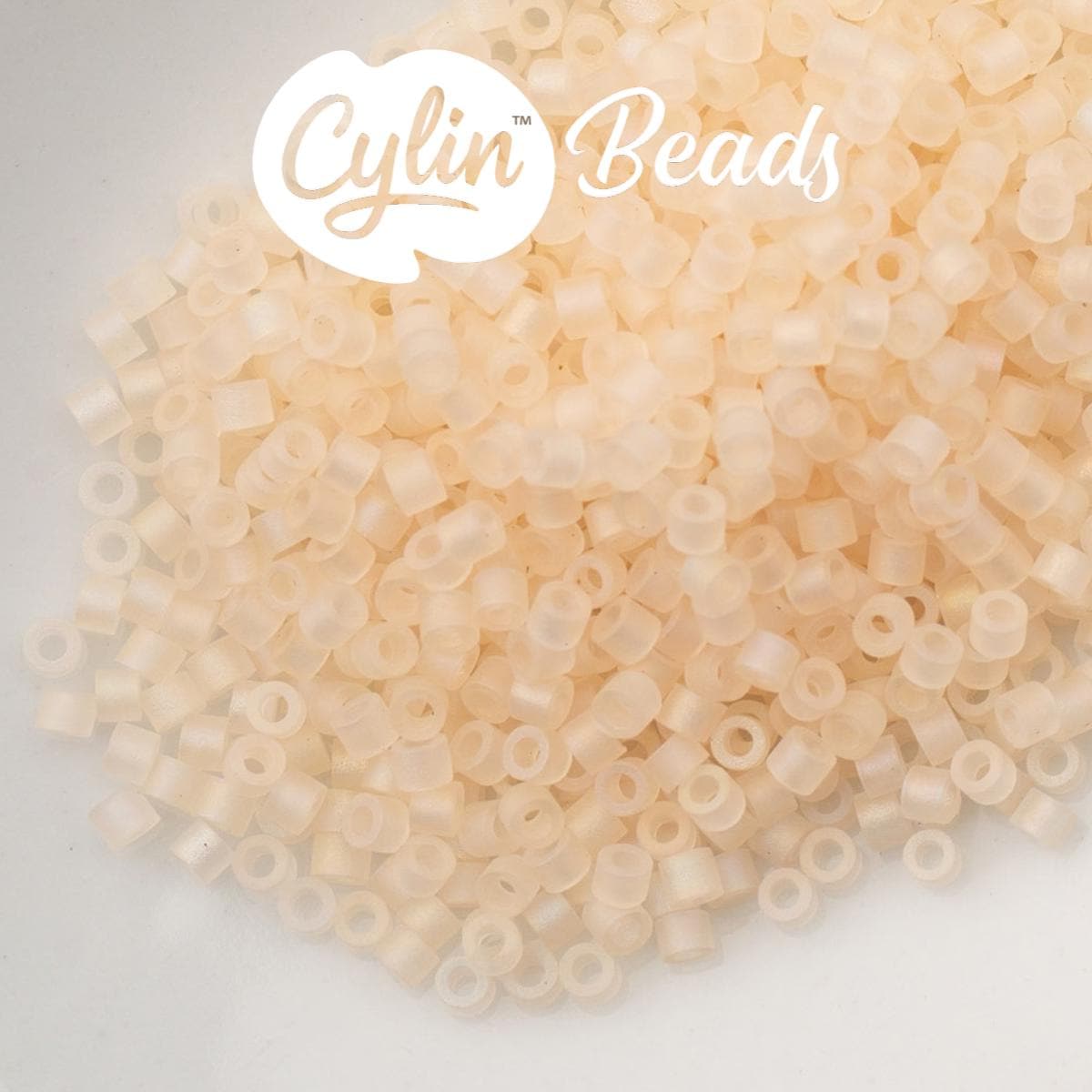 CY11-1176 11/0 Cylin Beads Matte Ivory Macaron AB