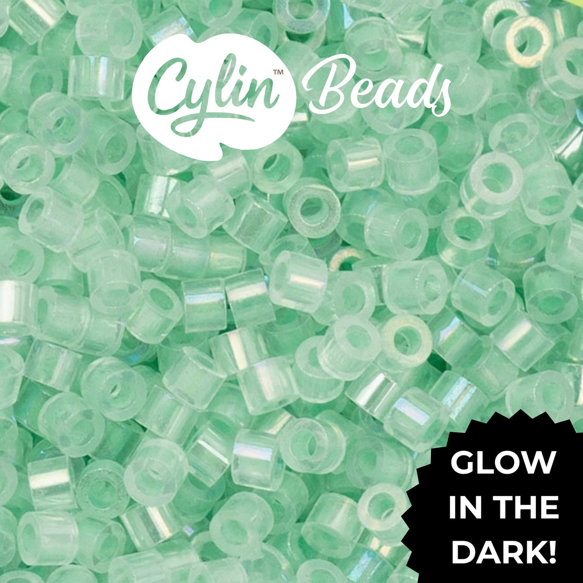 CY11-1125 11/0 Cylin Beads Glow in Dark AB Green