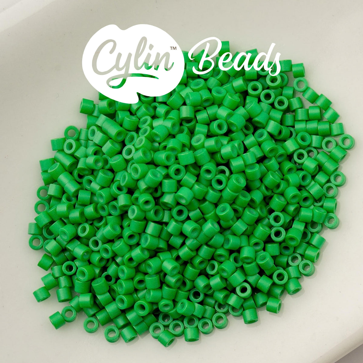 CY11-1046 11/0 Cylin Beads Opaque Kelly Green